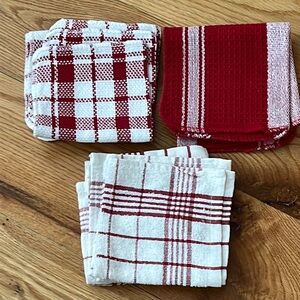dish washing cloths
eight cloths
approx 12” x 12”
100% cotton